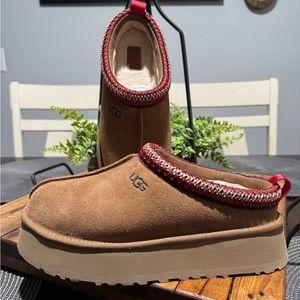 UGG Tazz platform slipper